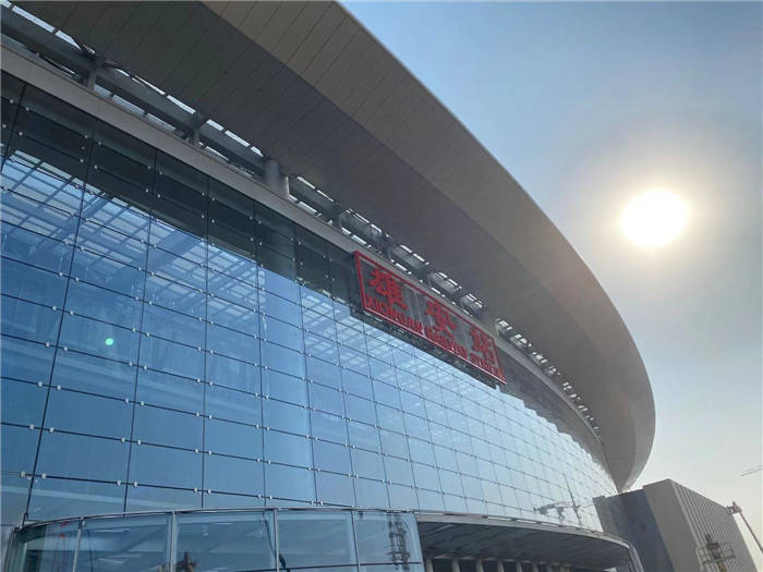 雄安高铁站里面的一抹蓝！乐竞手机站·官方版在线助力国家重大项目建设-1.jpg